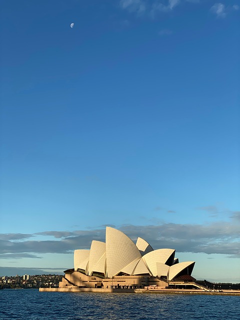 sydney-9295243_640